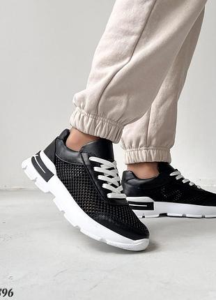 Легкі літні кросівки із замші та наскрізної сітки