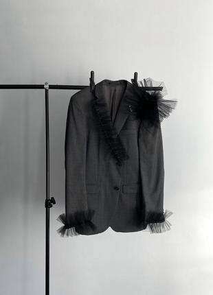 Пиджак upcycle с фатином, эксклюзив, оверсайз с мужского плеча.