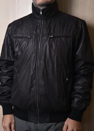 Стильная легкая куртка befree