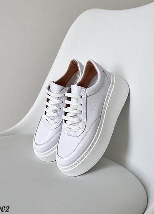 Женские кеды на утолщенной подошве, прошитые