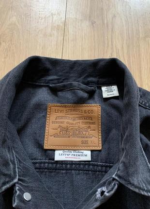 Джинсовая куртка levi's premium оригинал2 фото