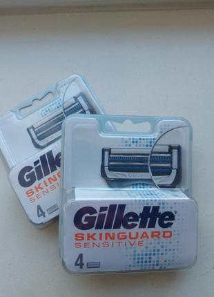 Лезвия (кассеты) для бритья gillette.