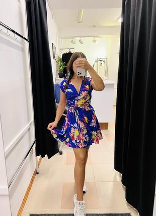 Легка літня шовкова сукня сарафан на запах yumi kim оригінал4 фото