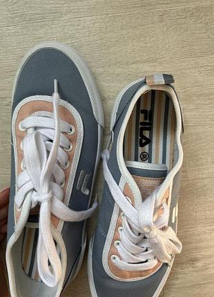 Кросівки/кеди жіночі2 фото