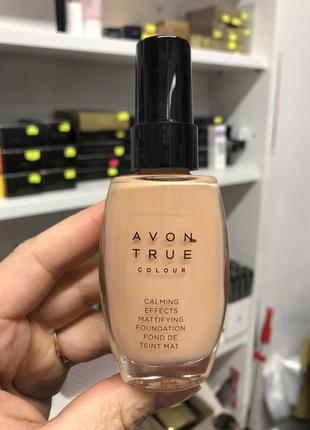 Матирующий тональный крем avon true “almond” 30ml.