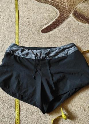 Шорти