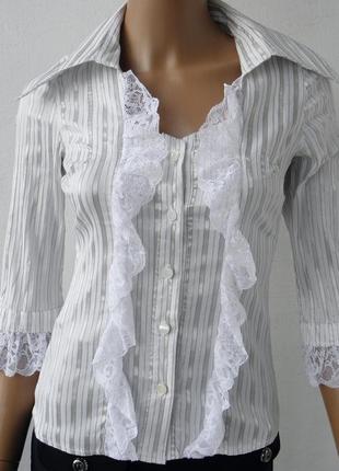 Оригінально пошита нарядна блузка 44-й розмір (38-й євророзмір).3 фото