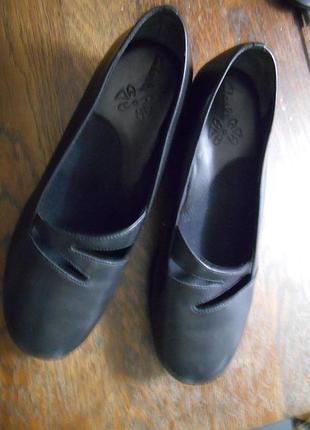 Туфли clarks р.39 мягкие бразилия!