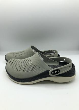 Оригінальні тапочки crocs