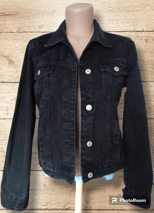 Джинсовая куртка женская классика графитового цвета прямого кроя с карманами спереди размера м,s