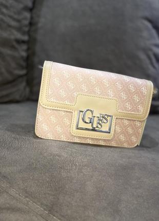 Пудровая розовая бежевая сумочка гес (guess)