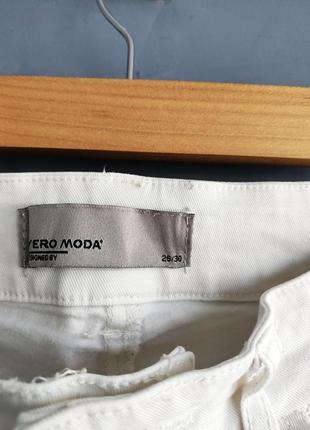 Женские белые джинсы vero moda5 фото
