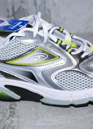 Кроссовки в идеале dr.scholls 42 размер