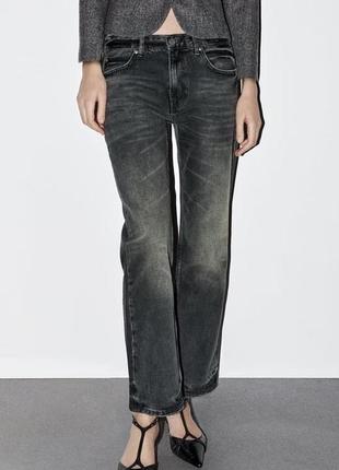 Джинсы zara «low rise straight» с потёртостями