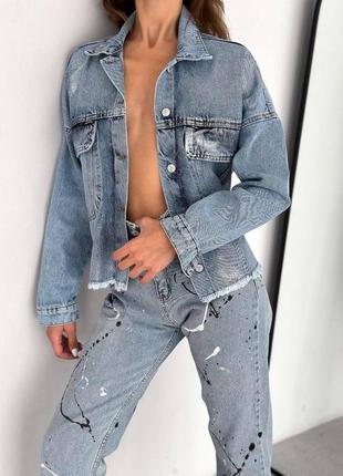 Женская трендовая джинсовая куртка джинсовка с золотым с серебряным напылением7 фото
