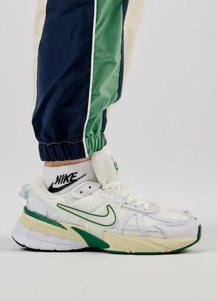 Демісезон кросівки nike runtekk white green