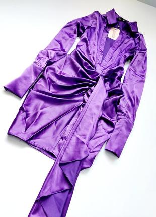 Невероятное атласное платье/платье с драпировкой