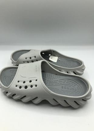 Оригінальні тапочки crocs