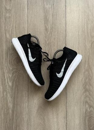 Кроссовки nike wmns free rn flyknit