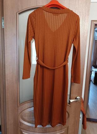 Шикарна сукня халат f&f на гудзиках з поясом.