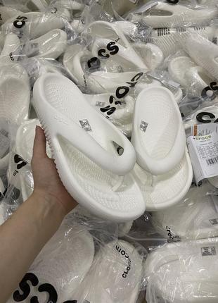 Шлепанцы crocs mellow recovery flip !