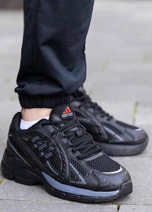 Р.40-44 кросівки adidas responce triple black ad066