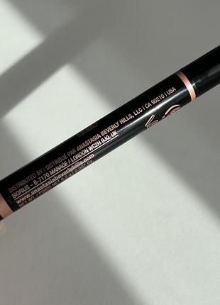 Олівець для брів anastasia beverly hills brow definer triangular brow pencil ebony 0.2 г5 фото