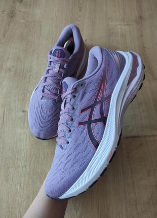 Классные стильные женские кросовки  asics, оригинал. размер 40.1 фото