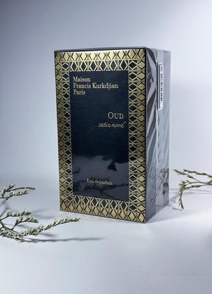 Maison francis kurkdjian oud satin mood