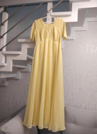 Сукня вечірня
