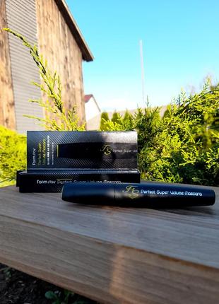 Туш для вій "супер об'єм"
farmstay perfect volume up mascara