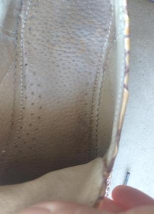Туфли из натуральной кожи под крокодила 38 евро8 фото