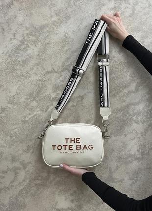 Сумка Marc Jacobs The Plush Snapshot crossbody bag Gelb