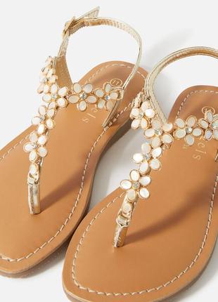 Акция 🎁 новые стильные золотистые
сандалии босоножки accessorize рearl flower sandal3 фото