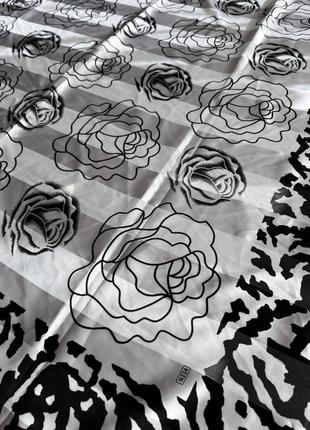 Платок платок с цветочными мотивами2 фото