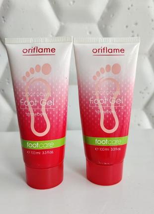 Охлаждающий гель для ног свещая клубника орифлейм oriflame foot gel foot care