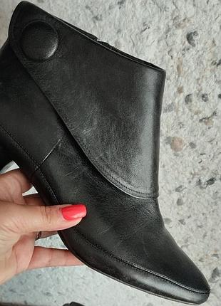Clarks lucilla denny чорні жіночі ботильйони черевички