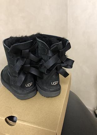 Дуже теплі ugg