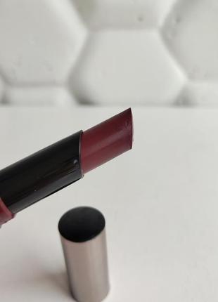 Помада бальзам блеск  для губ 3 в 1 орифлейм благородная слива oriflame beauty striking plum  202063 фото