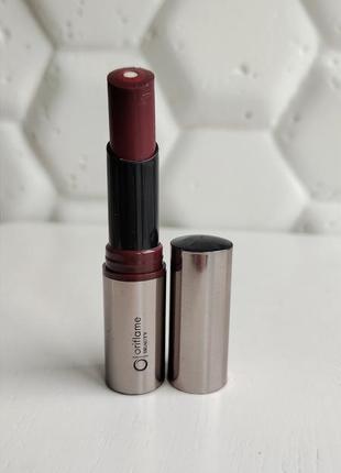 Помада бальзам блеск  для губ 3 в 1 орифлейм благородная слива oriflame beauty striking plum  202061 фото