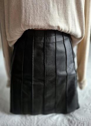 Женская черная кожаная короткая юбка max co max mara3 фото