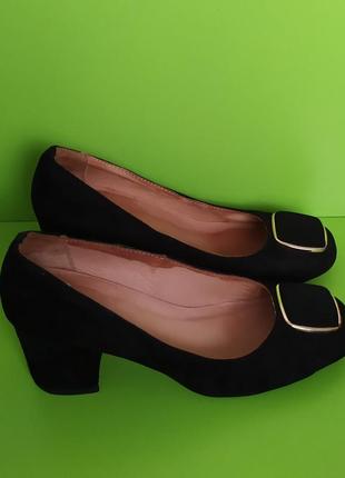 Кожаные чёрные туфли устойчивый каблук bistfor, 367 фото