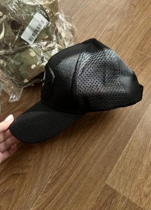 Бейсболки , кепки ( каратель)