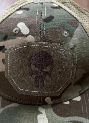 Бейсболки , кепки ( каратель)