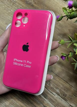 Чехлы silicone case full+camera iphone 11 pro закрытый низ и защищенная камера apple яркий розовый1 фото