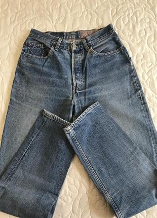 Джинсы брендовые levi's 9011 фото