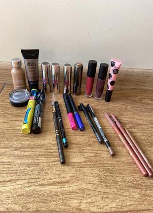 Лот косметики набір loreal maybelline kiko avon eveline vivienne sabo, тоналка, тональний крем,помада, блиск, хайлайтер