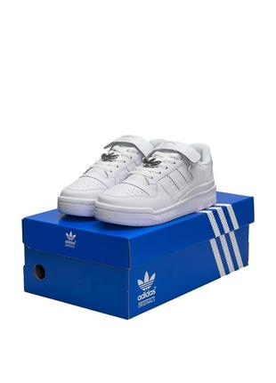 Женские adidas originals forum 84 low all white