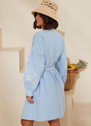 Платье-кимоно голубое с вышивкой колодки &lt;unk&gt; 802635 фото