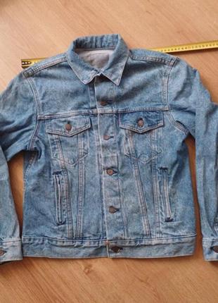 Куртка джинсовая винтажная vintage levi's 70500 размер s1 фото